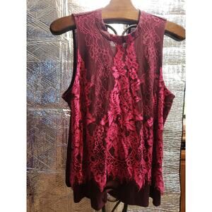 Maurices lace sleeveless wine Burgundy sz 2 blouse